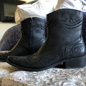 Ankle Rock the Repubic  boots